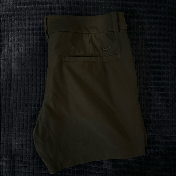 Black Nike Golf Shorts - Picture 2 of 4